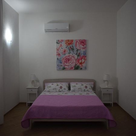 Bed and Breakfast A Casa Di Zia Oschiri Экстерьер фото