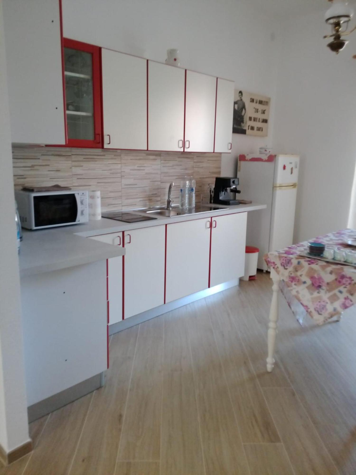 Bed and Breakfast A Casa Di Zia Oschiri Экстерьер фото