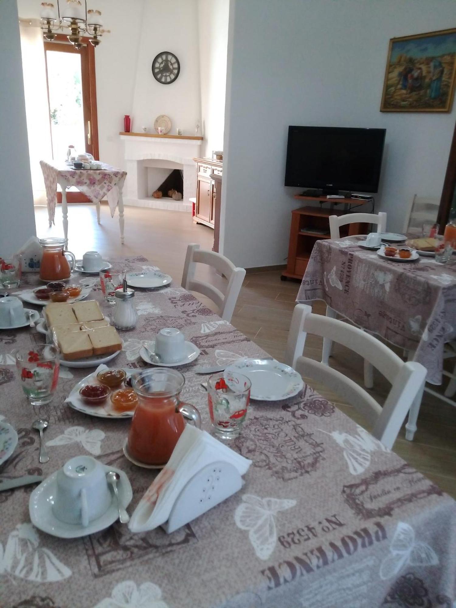 Bed and Breakfast A Casa Di Zia Oschiri Экстерьер фото